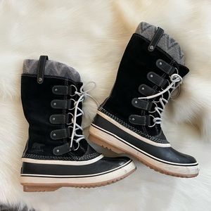 Sorel tall suede chevron snowboots